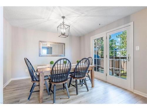 5039 Stenzel Court, Beamsville, ON - Indoor Photo Showing Dining Room