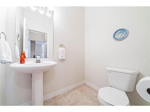 49-34 Southbrook Drive, Binbrook, ON - Indoor Photo Showing Bathroom