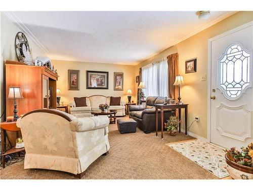 35 Academy Street, Ancaster, ON - Indoor Photo Showing Other Room