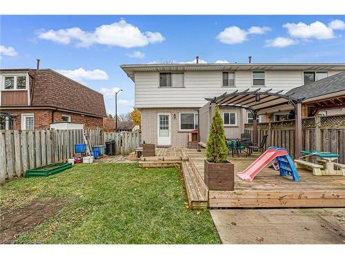 42 Westchester Way, Brantford, ON - Outdoor