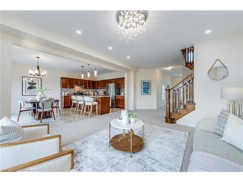 428 Dalgleish Trail Trail, Stoney Creek, ON - Indoor Photo Showing Living Room