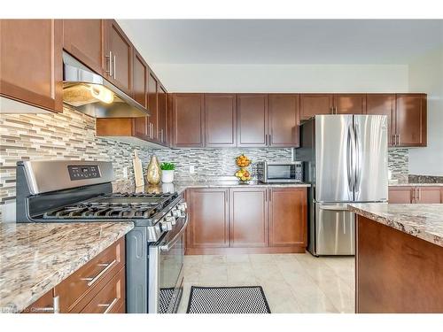 428 Dalgleish Trail Trail, Stoney Creek, ON - Indoor Photo Showing Kitchen