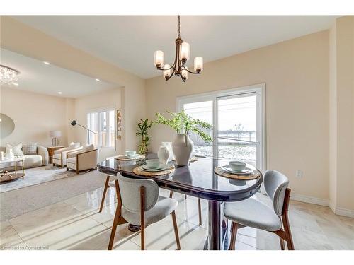 428 Dalgleish Trail Trail, Stoney Creek, ON - Indoor Photo Showing Dining Room