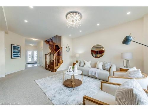 428 Dalgleish Trail Trail, Stoney Creek, ON - Indoor Photo Showing Living Room