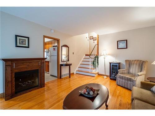 2 Croydon Court, Hamilton, ON - Indoor Photo Showing Living Room With Fireplace