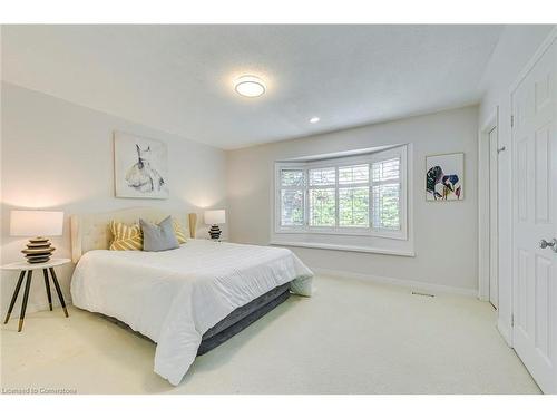 341 Acacia Court, Oakville, ON - Indoor Photo Showing Bedroom