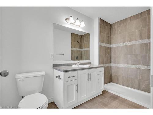 1318 Caen Avenue, Woodstock, ON - Indoor Photo Showing Bathroom