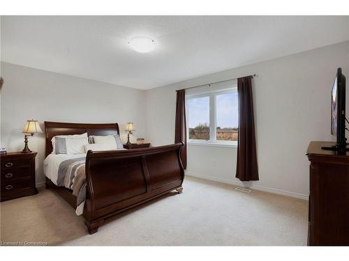 91 Merrilee Crescent, Hamilton, ON - Indoor Photo Showing Bedroom