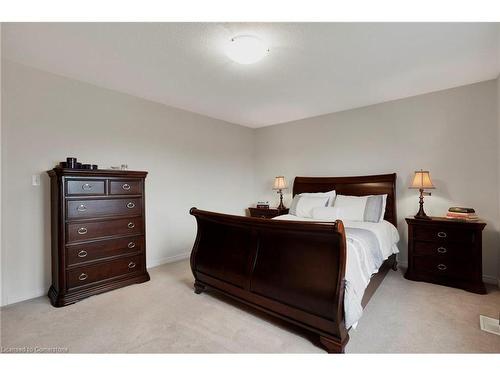 91 Merrilee Crescent, Hamilton, ON - Indoor Photo Showing Bedroom