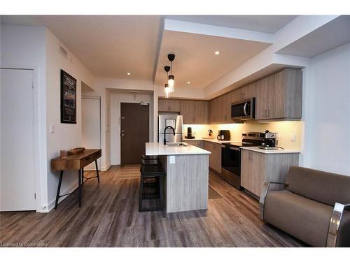 315-16 Markle Crescent, Ancaster, ON - Indoor Photo Showing Kitchen With Stainless Steel Kitchen