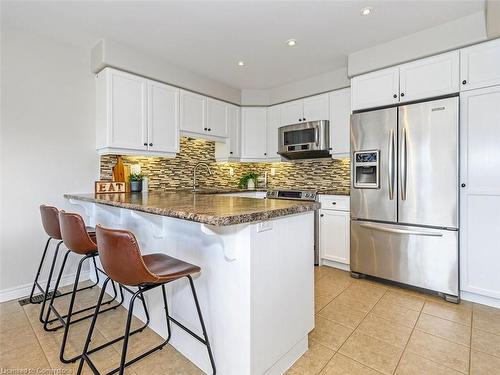 385 Murray Street, Grimsby, ON - Indoor Photo Showing Kitchen With Stainless Steel Kitchen