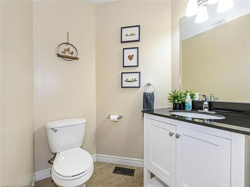 385 Murray Street, Grimsby, ON - Indoor Photo Showing Bathroom