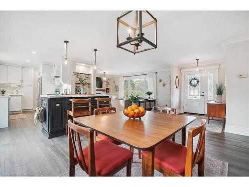 2 North Court, Grimsby, ON - Indoor Photo Showing Dining Room