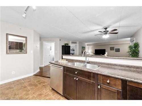 315-1451 Walker'S Line, Burlington, ON - Indoor Photo Showing Kitchen With Double Sink