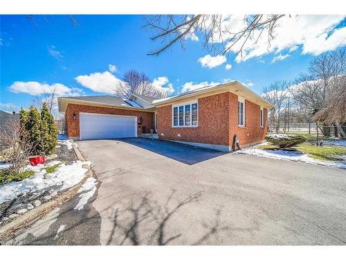 7000 Windsor Crescent, Niagara Falls, ON - Outdoor