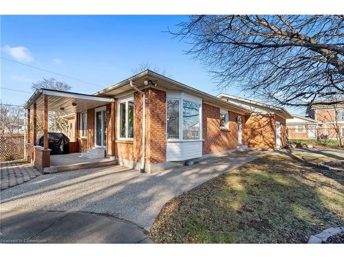 7000 Windsor Crescent, Niagara Falls, ON - Outdoor