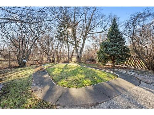 7000 Windsor Crescent, Niagara Falls, ON - Outdoor