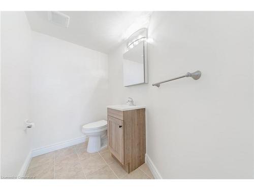 705-700 Dynes Road, Burlington, ON - Indoor Photo Showing Bathroom