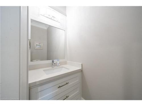 417 Scarsdale Crescent, Oakville, ON - Indoor Photo Showing Bathroom