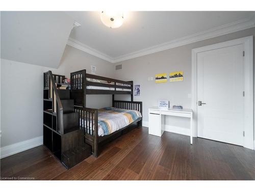 417 Scarsdale Crescent, Oakville, ON - Indoor Photo Showing Bedroom