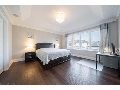 417 Scarsdale Crescent, Oakville, ON - Indoor Photo Showing Bedroom