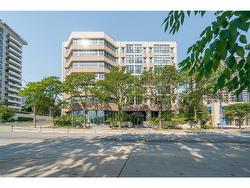 312-66 Bay Street S Hamilton, ON L8P 4Z6