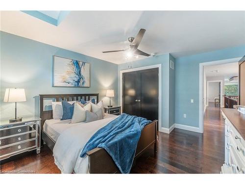 169 Orchard Drive, Ancaster, ON - Indoor Photo Showing Bedroom