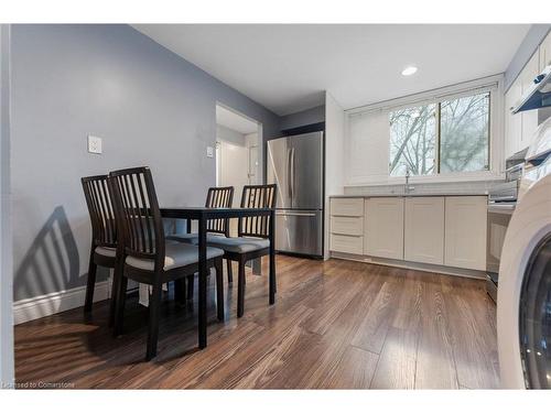 20-25 Britten Close, Hamilton, ON - Indoor Photo Showing Dining Room