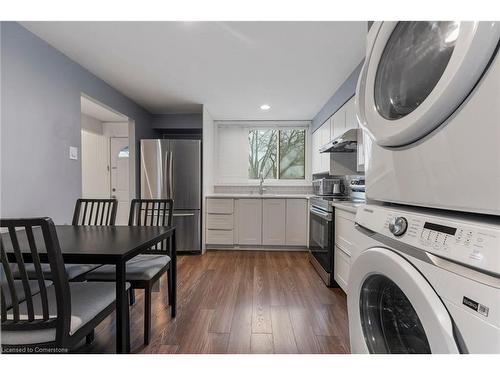 20-25 Britten Close, Hamilton, ON - Indoor Photo Showing Laundry Room