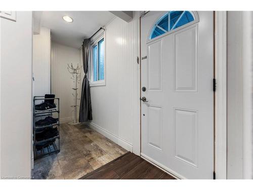 A20-25 Britten Close, Hamilton, ON - Indoor Photo Showing Other Room