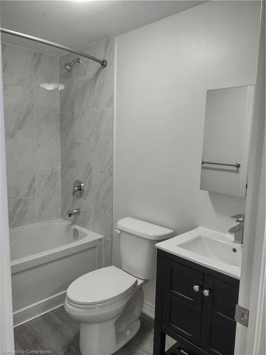 56 Edenvalley Place, Hamilton, ON - Indoor Photo Showing Bathroom