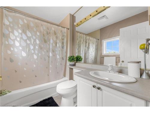 6-100 Beddoe Drive, Hamilton, ON - Indoor Photo Showing Bathroom