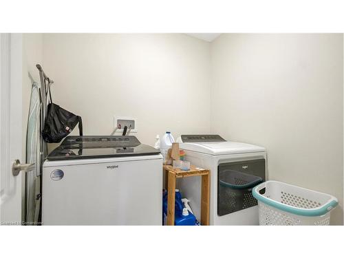 46 Hawick Crescent Crescent, Caledonia, ON - Indoor Photo Showing Laundry Room