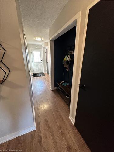 16-40 Grayrocks Avenue, Hamilton, ON - Indoor Photo Showing Other Room