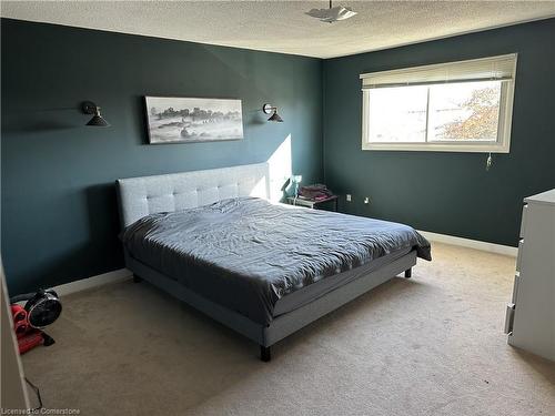 16-40 Grayrocks Avenue, Hamilton, ON - Indoor Photo Showing Bedroom