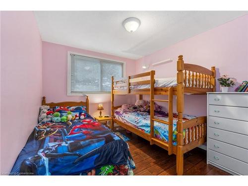 89-151 Gateshead Crescent, Stoney Creek, ON - Indoor Photo Showing Bedroom