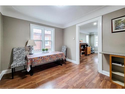 36 Mapes Avenue, Hamilton, ON - Indoor Photo Showing Bedroom