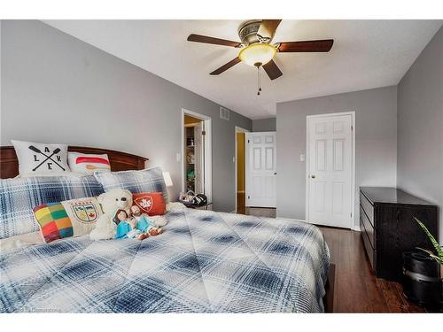 31-255 Mount Albion Road, Hamilton, ON - Indoor Photo Showing Bedroom