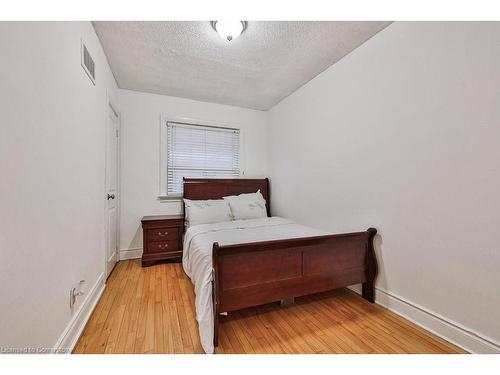 1235 Old River Road, Mississauga, ON - Indoor Photo Showing Bedroom