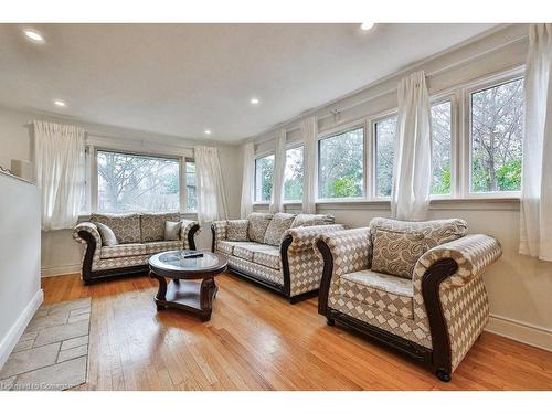 1235 Old River Road, Mississauga, ON - Indoor Photo Showing Living Room