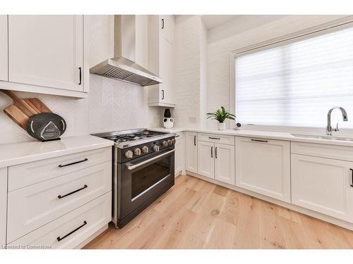 3 Arbourvale Common, St. Catharines, ON - Indoor Photo Showing Kitchen With Upgraded Kitchen