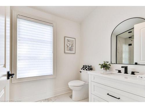 3 Arbourvale Common, St. Catharines, ON - Indoor Photo Showing Bathroom