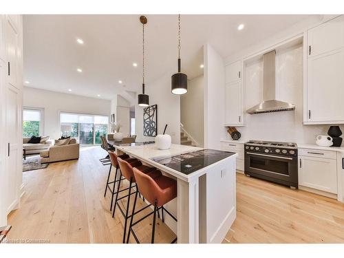 3 Arbourvale Common, St. Catharines, ON - Indoor Photo Showing Kitchen With Upgraded Kitchen