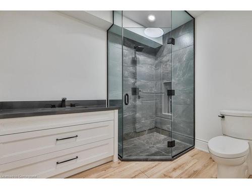 3 Arbourvale Common, St. Catharines, ON - Indoor Photo Showing Bathroom