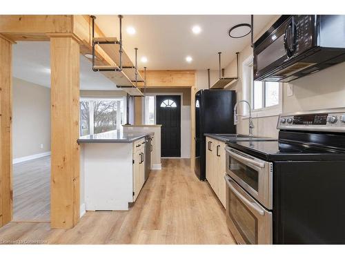 2598 Widemarr Road, Mississauga, ON - Indoor Photo Showing Kitchen