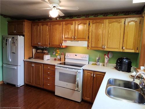 1164 Killarney Bay Road, Kawartha Lakes, ON - Indoor Photo Showing Kitchen With Double Sink