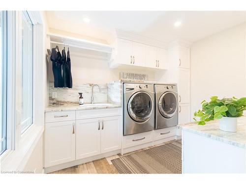 516 Mayzel Road, Burlington, ON - Indoor Photo Showing Laundry Room