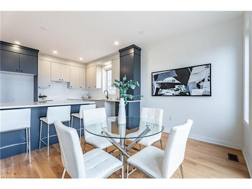 117 Whitefish Crescent, Stoney Creek, ON - Indoor Photo Showing Dining Room