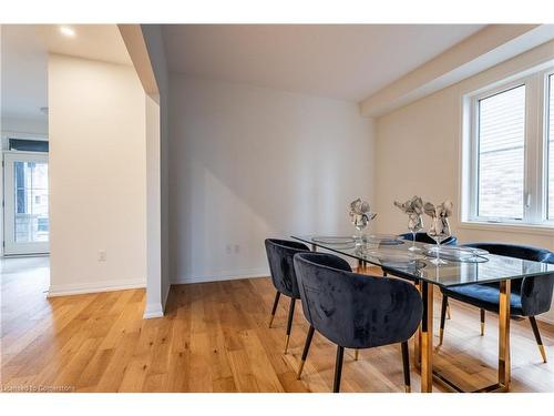 117 Whitefish Crescent, Stoney Creek, ON - Indoor Photo Showing Dining Room