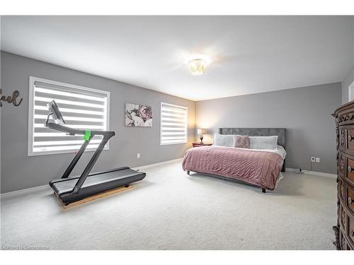 50 Fleming Crescent, Caledonia, ON - Indoor Photo Showing Bedroom